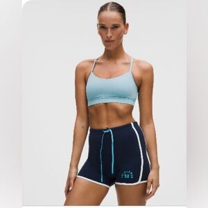 NWT Lululemon Flow Y Bra Nulu